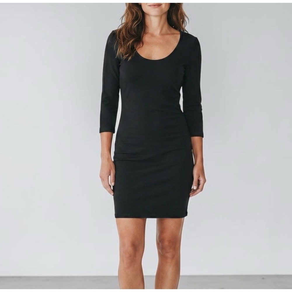 Xhilaration‎ Dress Womens 2XL Black Scoop Neck 3/4 Sleeve Shift Exposed Back Zip